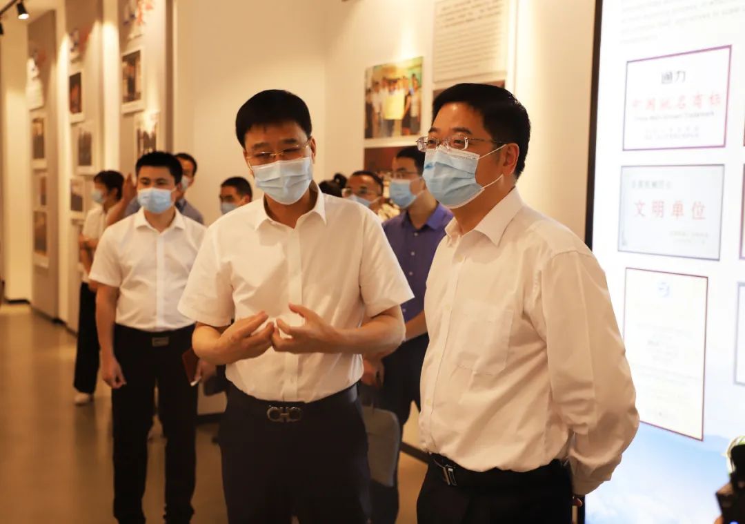 溫州市委常委、市紀(jì)委書記、市監(jiān)委主任張建明蒞臨通力科技調(diào)研